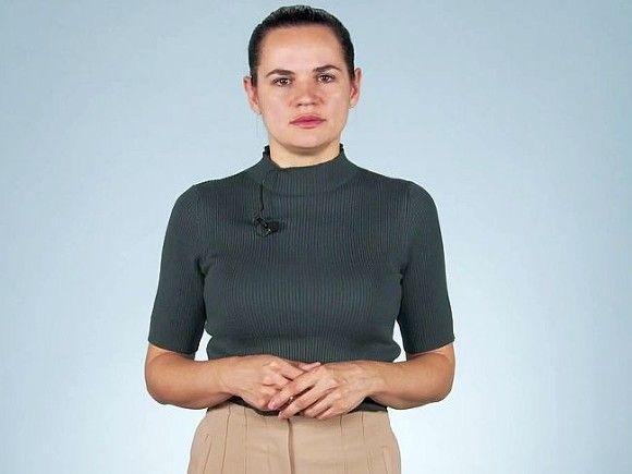 «Диктатор нам мстит, но мы не остановимся»: Тихановская записала видеообращение после приговора мужу